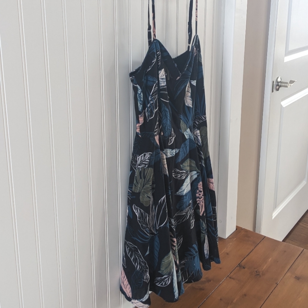 Aritzia Talula Lipinski Skater Dress | Color Palm Leaf - Picture 11 of 14